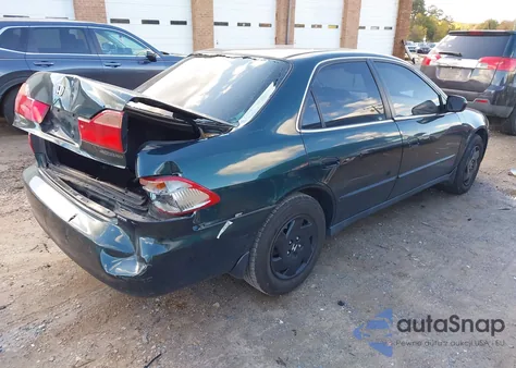 2000 Honda Accord 3.0 Lx z USA, uszkodzony, nr VIN 1HGCG164XYA016352